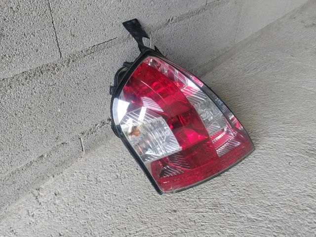 Piloto / foco trasero izquierdo Fiat Stilo