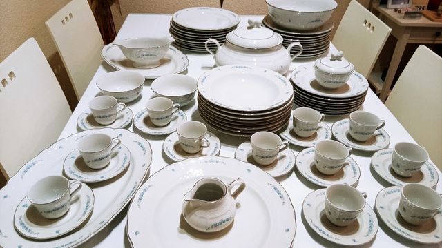 Vajilla de porcelana de Italia