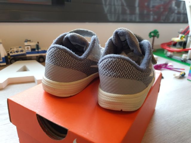 Zapatillas NIKE número 23,5