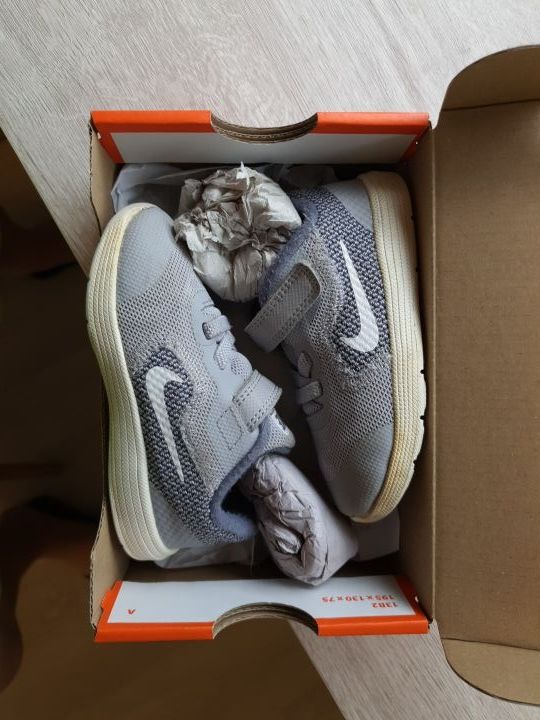 Zapatillas NIKE número 23,5