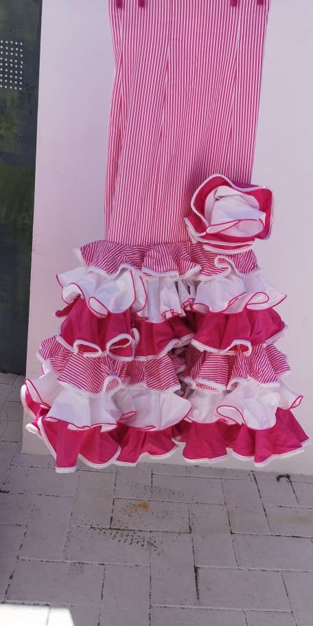 Falda flamenca rosa y blanco