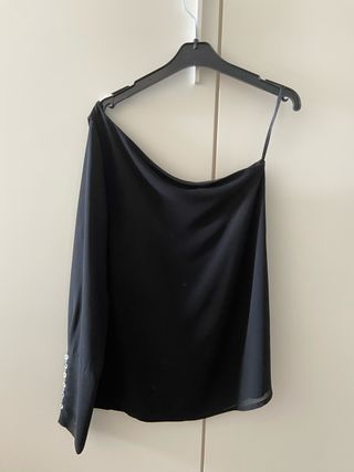 Blusa Biombo 13 de segunda mano en Barcelona en WALLAPOP Blusa Biombo 13 de segunda mano en WALLAPOP
