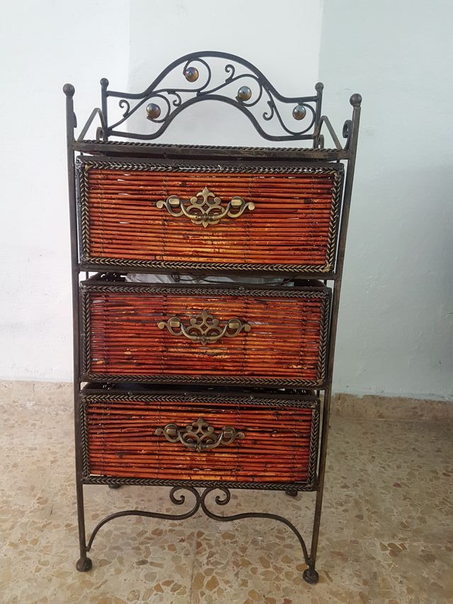 Mueble decoracion mimbre de segunda mano por 15 € en Valencia en WALLAPOP