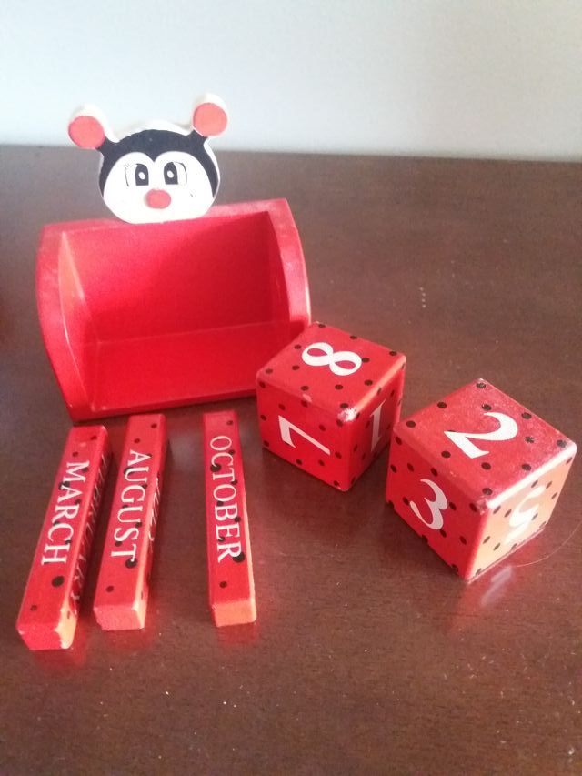 CALENDARIO de MADERA en INGLES