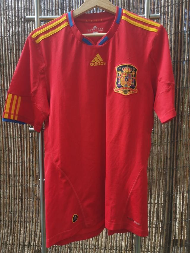 Reafirmar Boda acero Camiseta Fútbol Adidas España 2010 (Sudáfrica) de segunda mano por 25 € en Pozuelo de Alarcón en WALLAPOP Reafirmar Boda acero Camiseta Fútbol Adidas España 2010 (Sudáfrica) de segunda mano por 25 € en Pozuelo de Alarcón en WALLAPOP