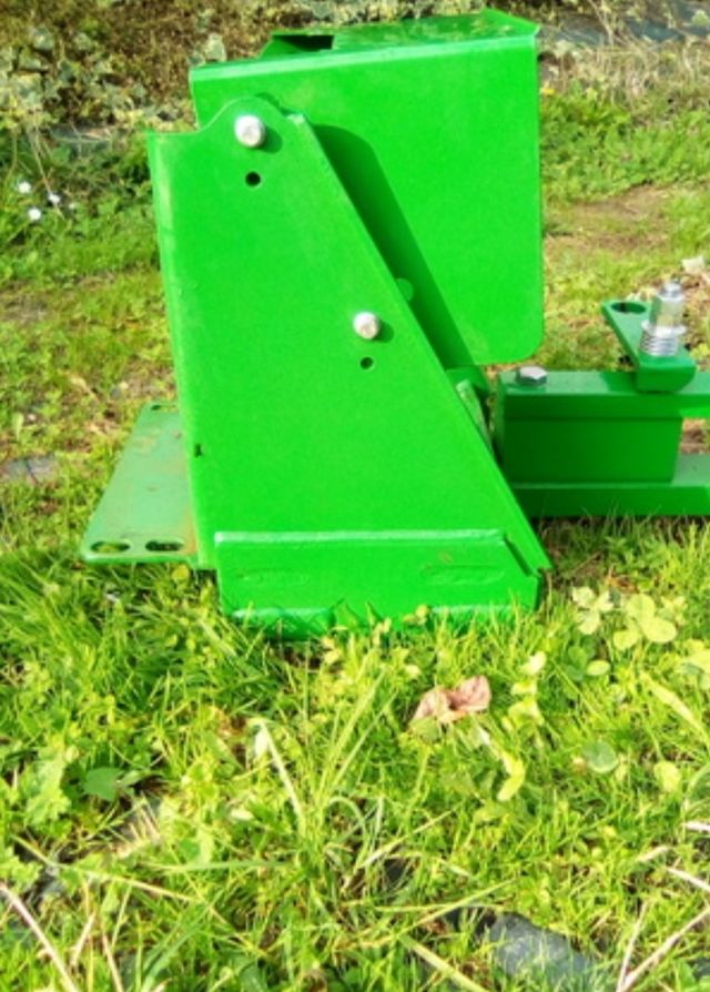 Barra De Tiro De Un Tractor Barra de tiro tractor John Deere de segunda mano por 350 € en Betanzos
