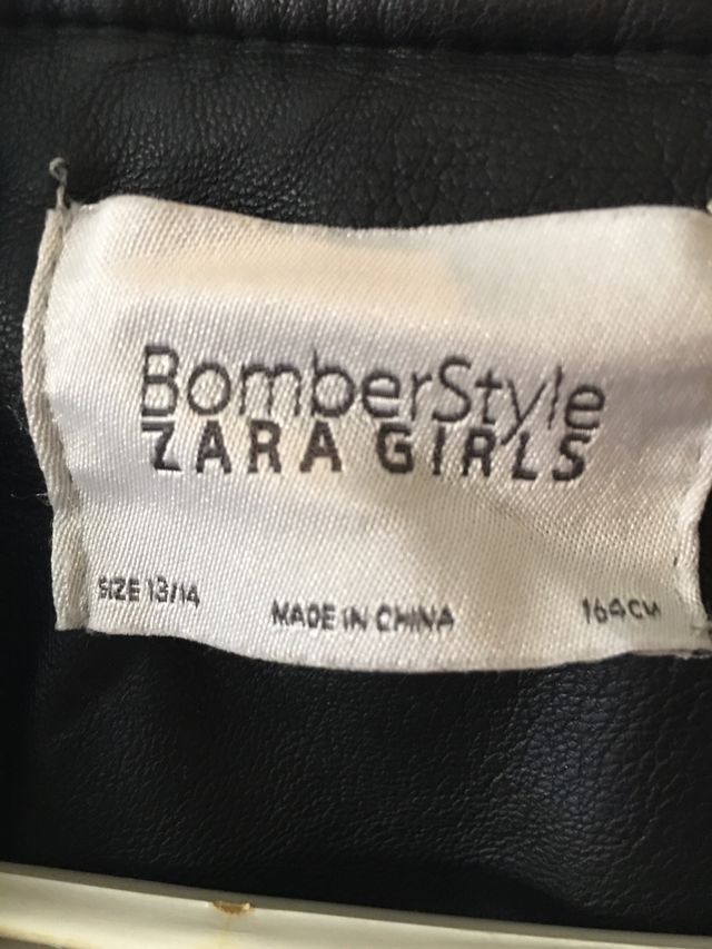 Bomber de Zara talla 13-14 años