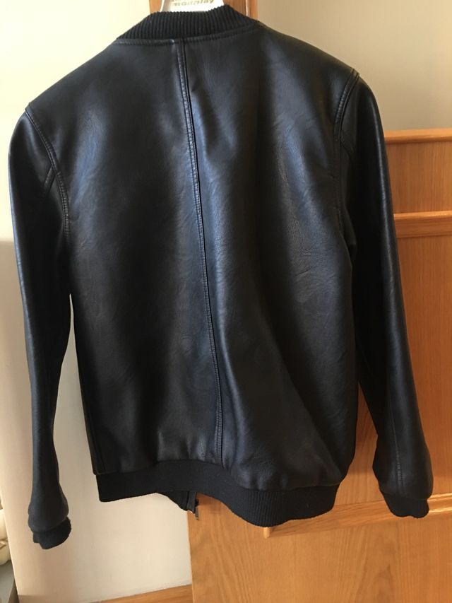 Bomber de Zara talla 13-14 años