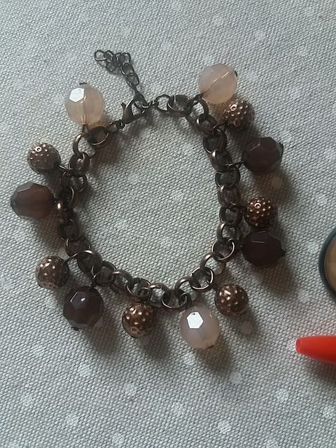 Pulsera y pendientes