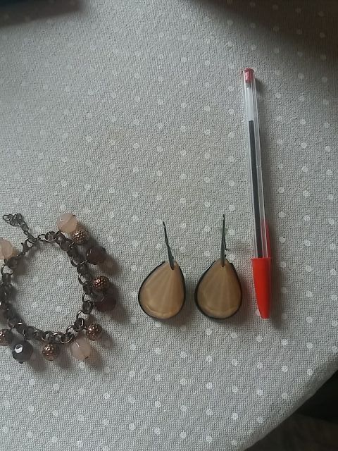 Pulsera y pendientes