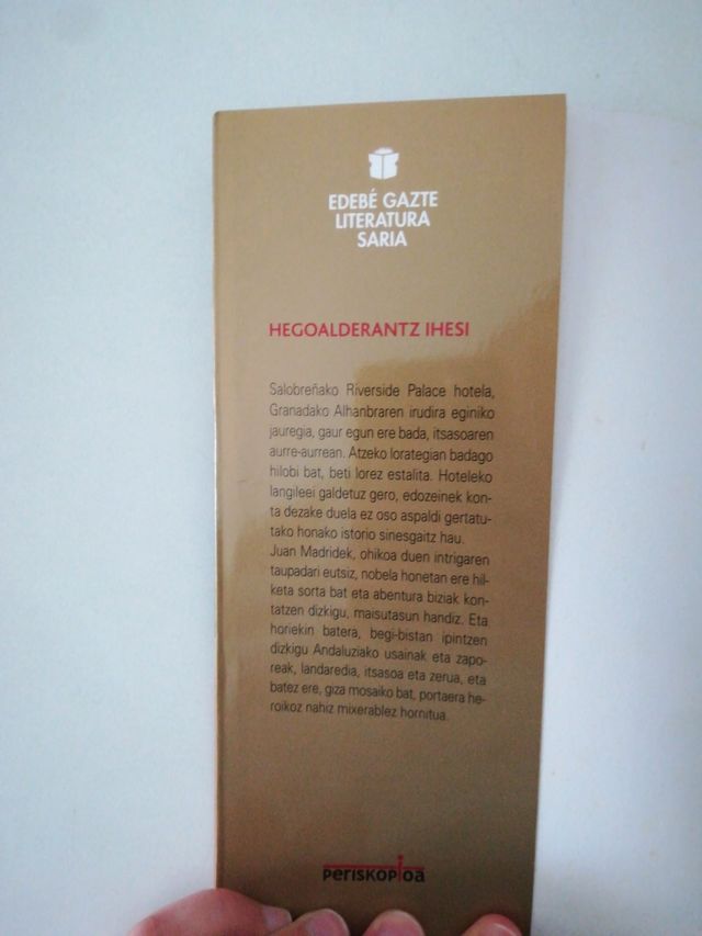 Libro: Hegoalderantz Ihesi