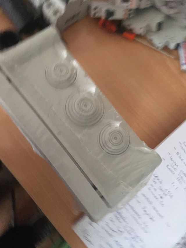 Caja estanca legrand