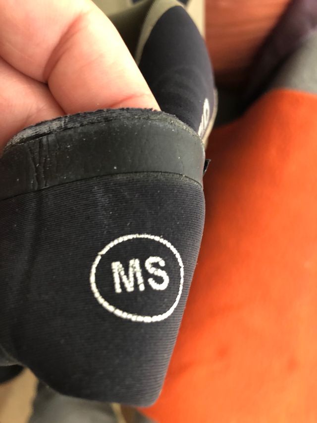 Traje de surf Excel modelo Infinity 3x2mm