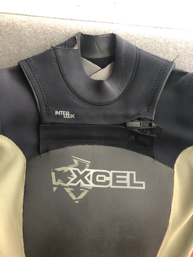 Traje de surf Excel modelo Infinity 3x2mm