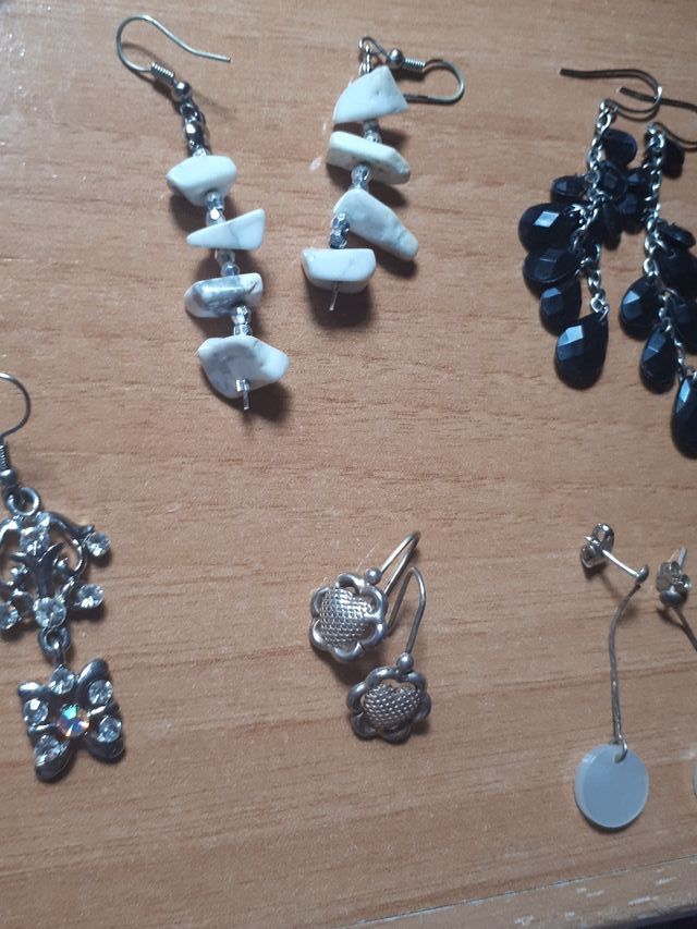 Pendientes plata y Swaroski variados