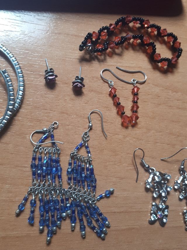 Pendientes plata y Swaroski variados