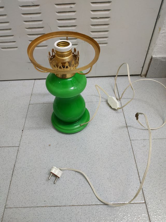 quinqué verde antiguo