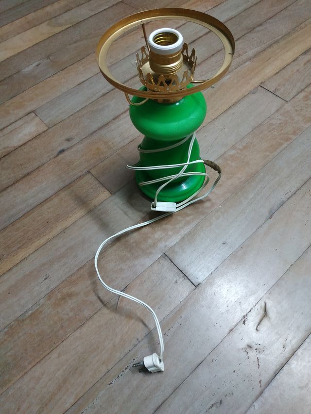 quinqué verde antiguo