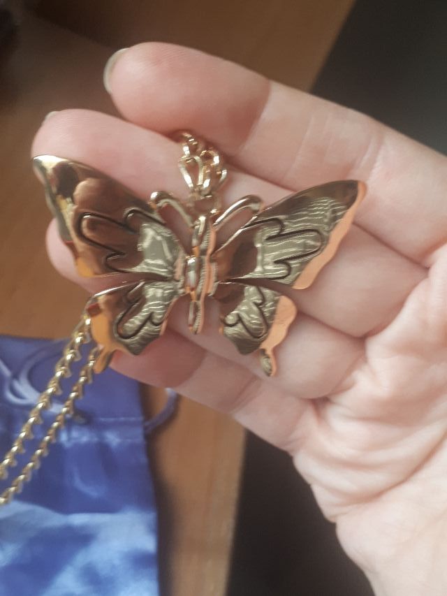Colgante con cadena Mariposa