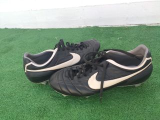 zapatillas nike tiempo negras