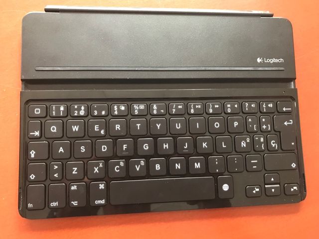 ULTRATHIN KEYBOARD COVER