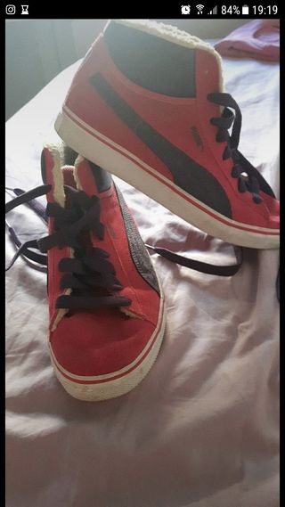 Zapatillas altas borrego Puma, tipo converse de segunda mano por 5 EUR en  Madrid en WALLAPOP
