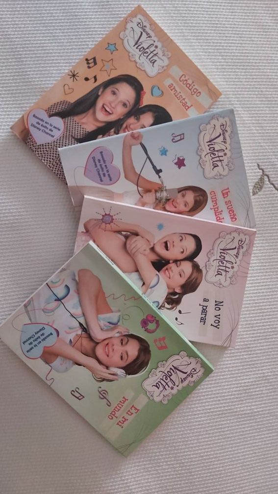Libros Violetta, Soy Luna y Victorius