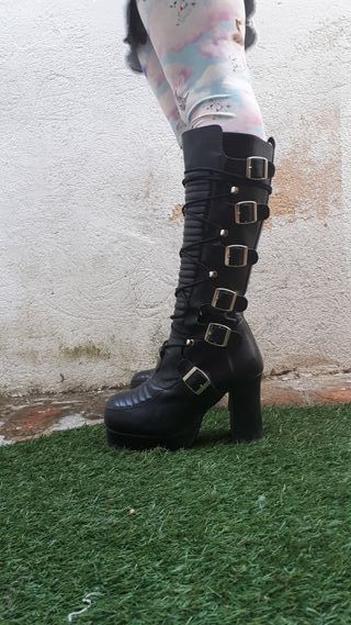 Botas Demonia Gothika 200 Talla 40 de 