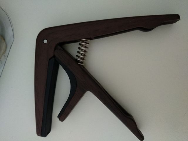 Capo de guitarra JOYO