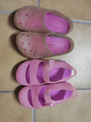 Sandalias de Chicco niña, bebe, playa, piscina de segunda mano por 5 EUR en  Santiago y Zaraiche en WALLAPOP
