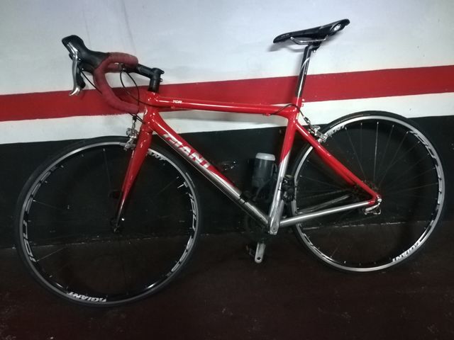 BICICLETA CARRETERA GIANT