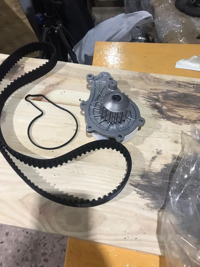 Bomba de Agua Citroen Peugeot