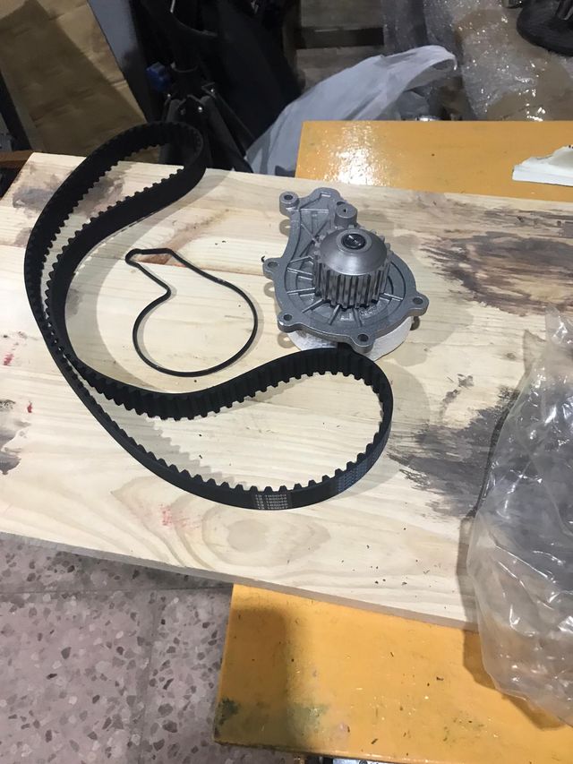 Bomba de Agua Citroen Peugeot