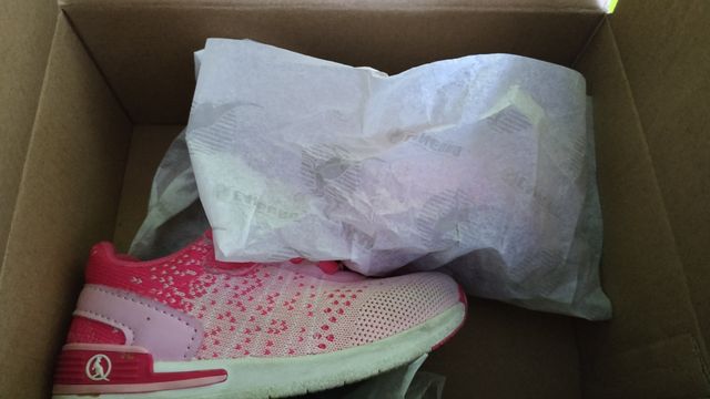 Zapatillas bebe niña 21