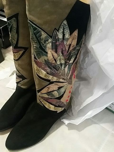 BOTAS SERPIENTE y ANTE   N°36,5