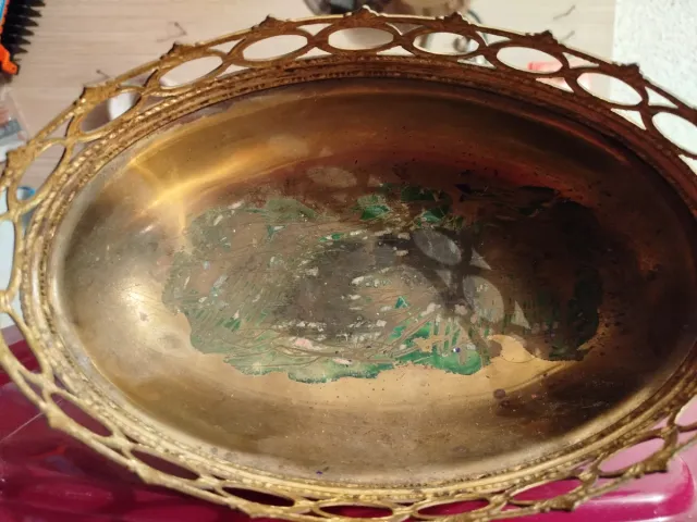 centro e mesa laton .