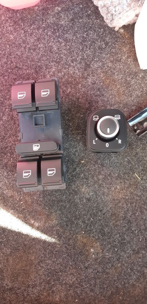 Botonera elevalunas y espejos