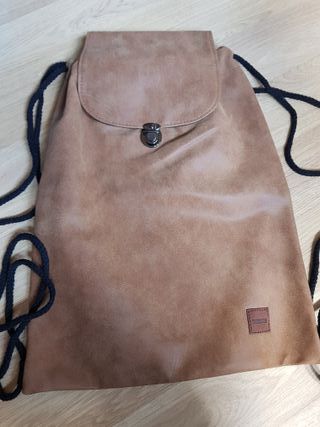 Mochila ale hop de segunda mano por 5 EUR en Madrid en WALLAPOP