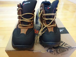 Dos botas seguridad Modyf -Wurth. Nueva de segunda mano por 85 EUR en  Zaragoza en WALLAPOP