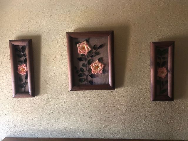 Cuadros de madera .