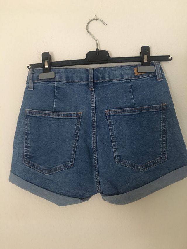 Pantalòn vaquero corto