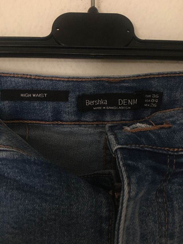 Pantalòn vaquero corto