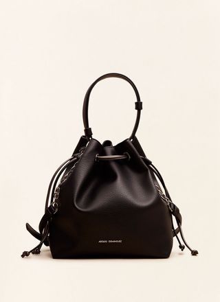 Bolso negro Adolfo Domínguez de segunda mano por 50 EUR en Las Palmas de  Gran Canaria en WALLAPOP