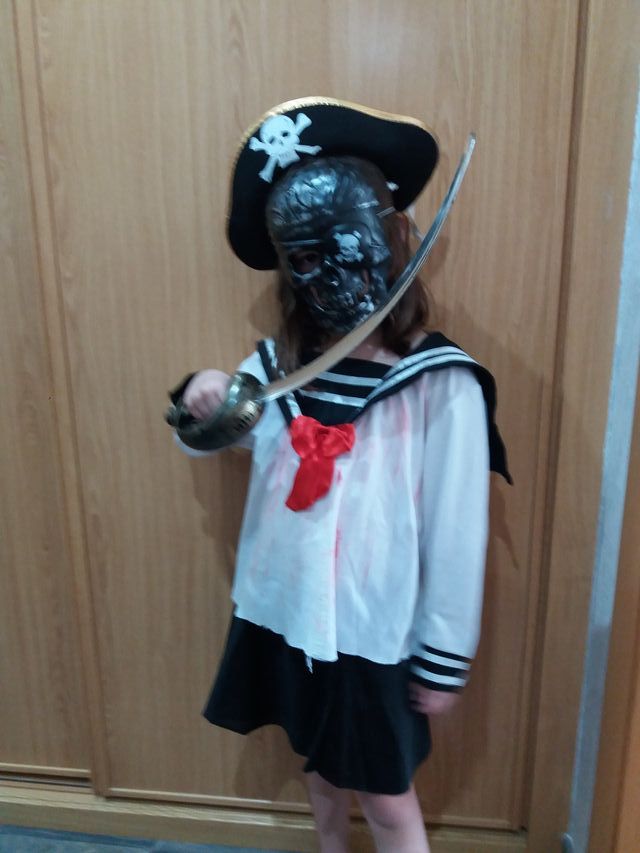 disfraz de pirata zoombie chica/o