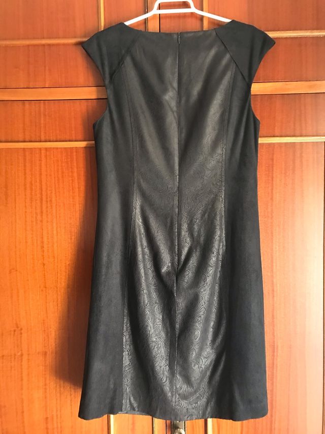 Vestido negro TRUCCO