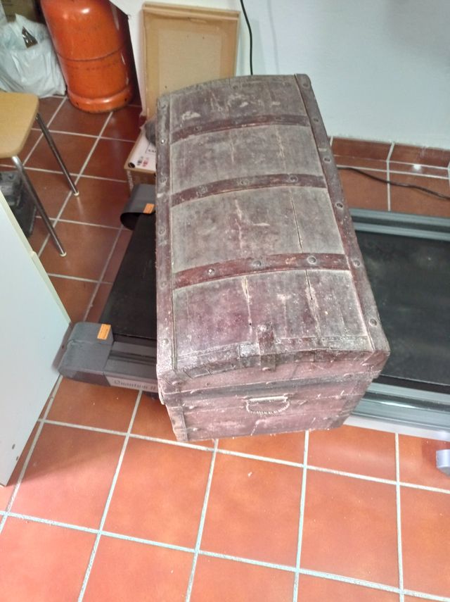 Baul antiguo de 1890