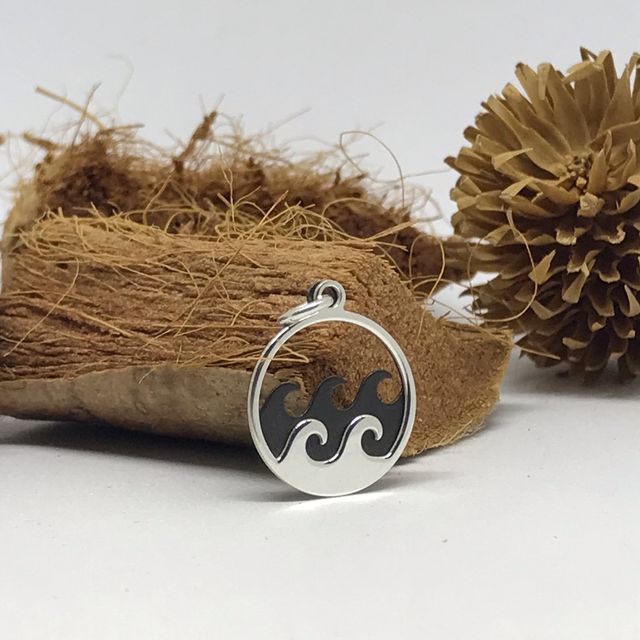 Colgante doble olas en Plata de Ley 925