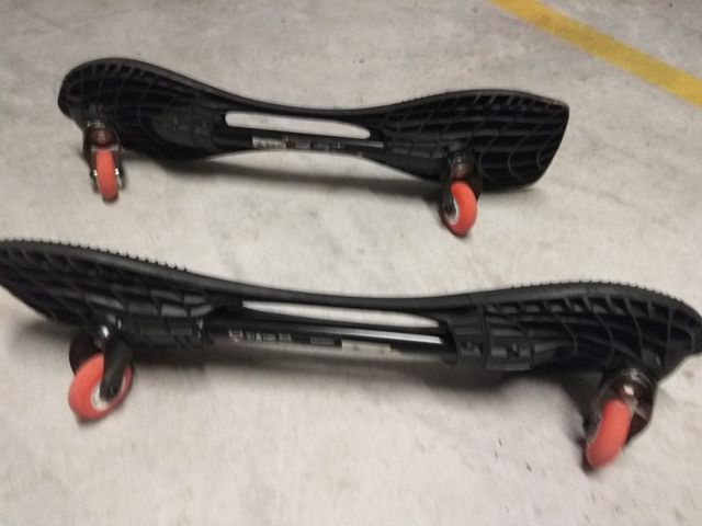 Longboard , patinete.