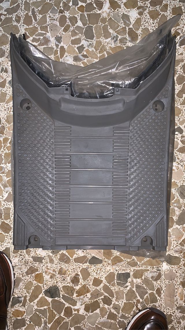 Pisadera Yamaha Jog r