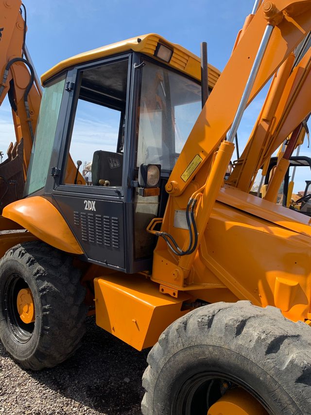 jcb-2dx-de-segunda-mano-en-almer-a-en-wallapop